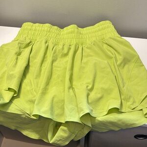Lululemon Athletica Lime Green Women's “shake it out” 2.5inch high rise Skorts